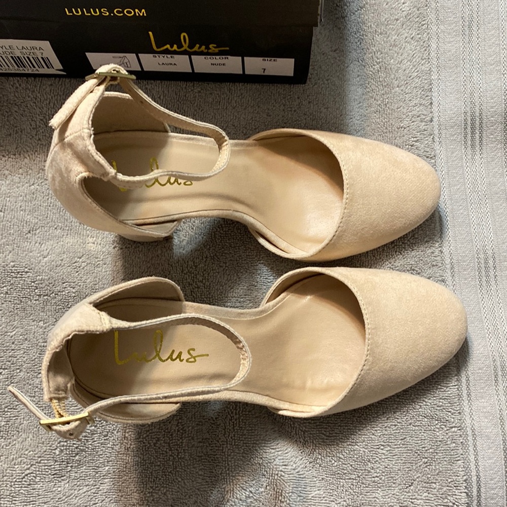 Laura Light Lulus ankle strap heels. Size 7. Dont have tags but never worn